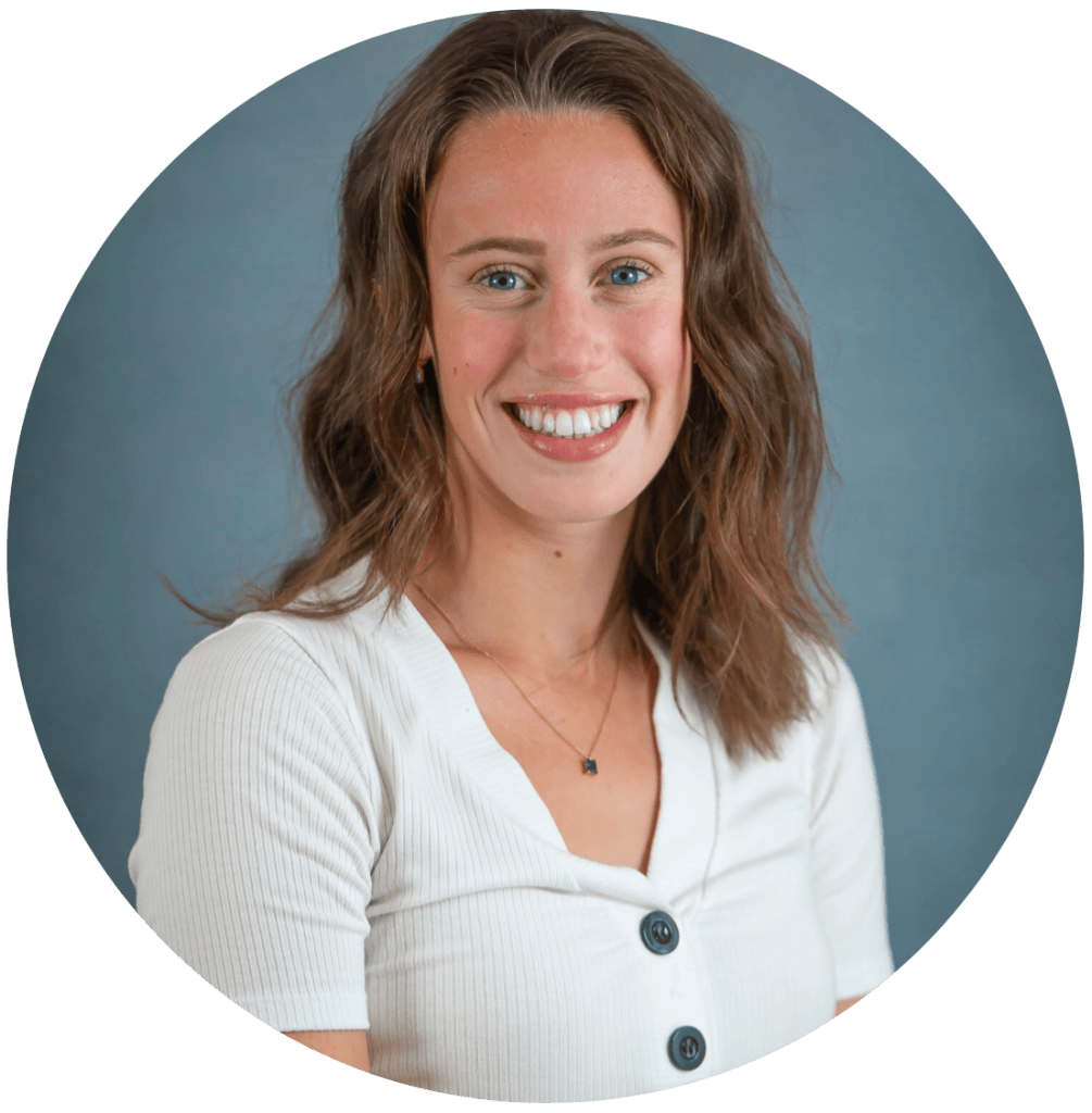 Tabatha Walford, licensed therapist smiling in professional headshot.
